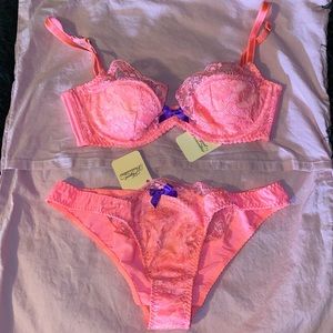 Agent Provocateur Pammie set NWT 32d bra & size 3 brief (medium)